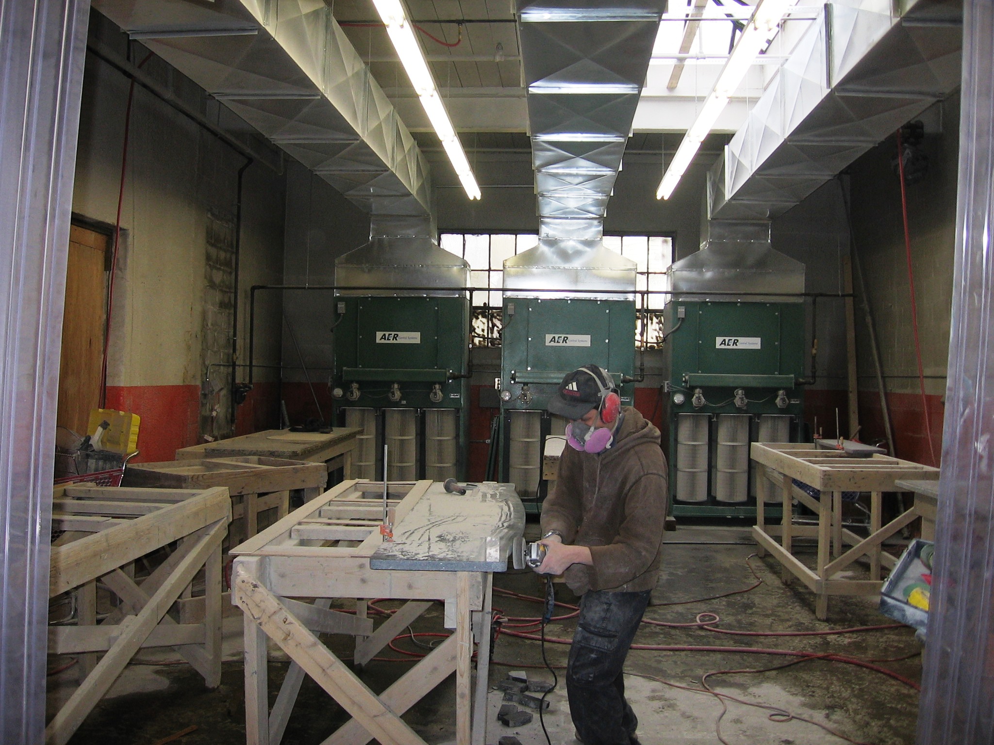 Salle de sablage pour dessus de comptoir en granite